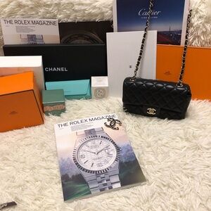 Rolex Table Book (Free Mystery Clothes)